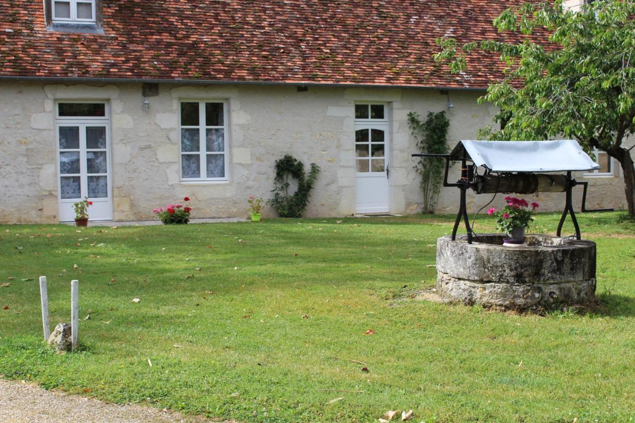 Domaine De La Touche Mosnay Bed and Breakfast Buitenkant foto