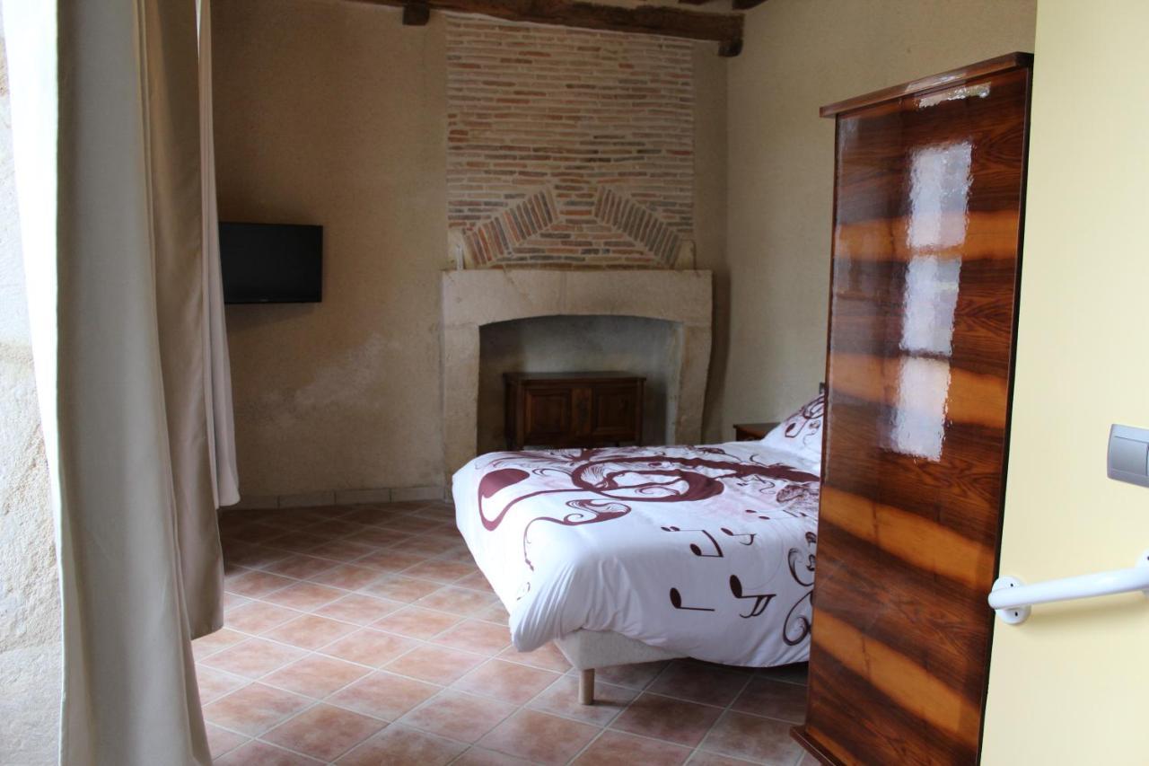 Domaine De La Touche Mosnay Bed and Breakfast Buitenkant foto